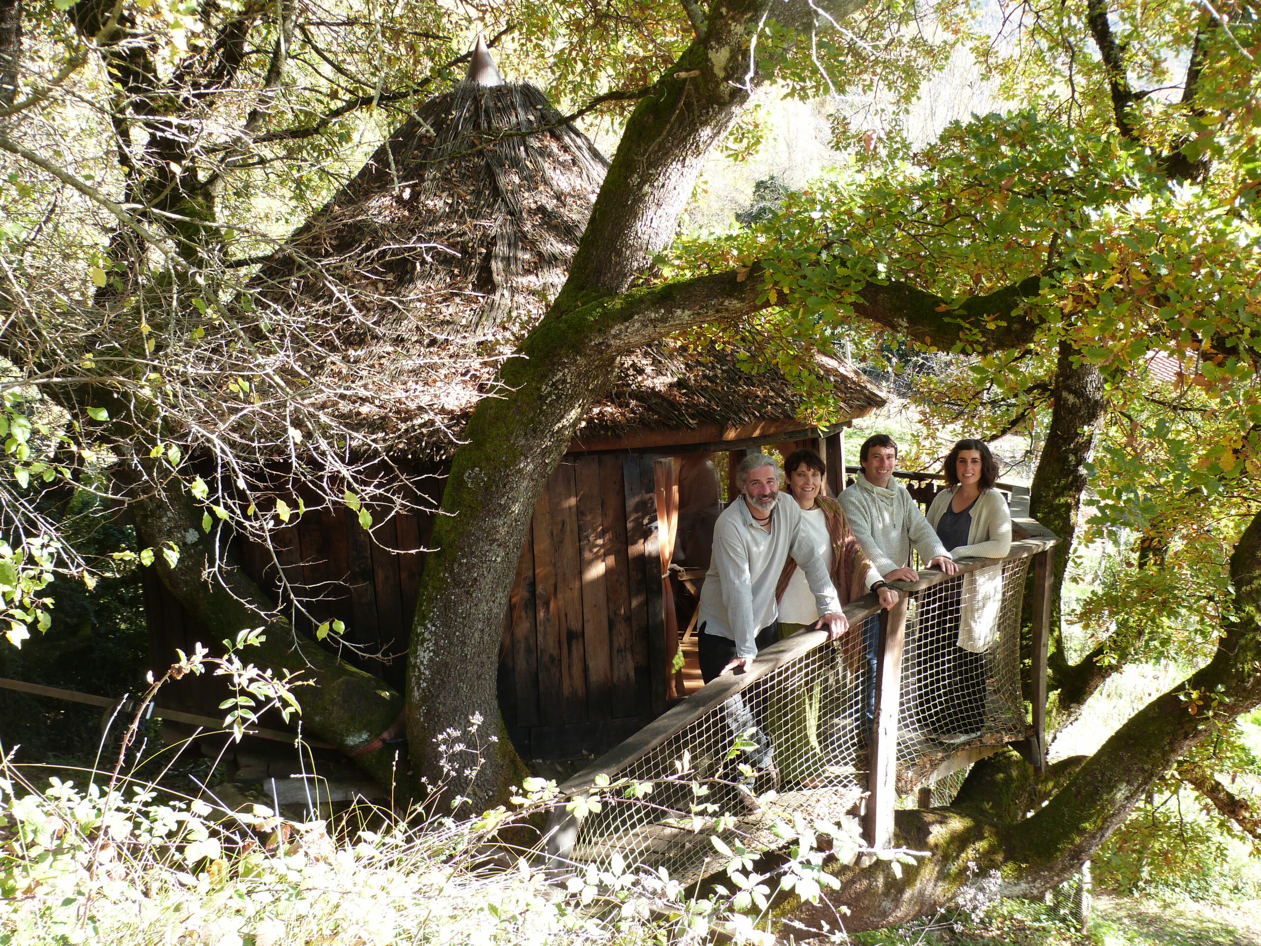 quienes-somos-cabanas-en-arboles Cabañas en árboles somos dos familias que nos dedicamos al turismo rural
